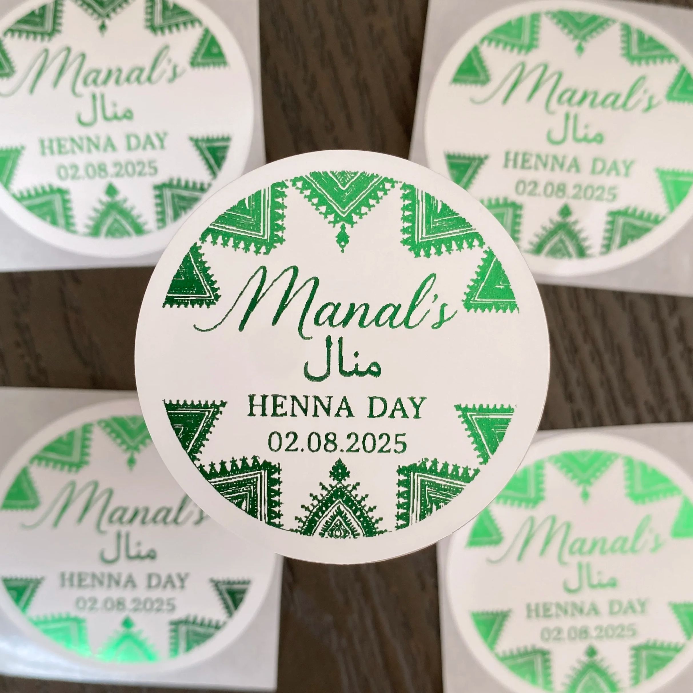 Grüne Mehndi-Dekorationen aus  – Candle Warning Label Bewertung und Preis
